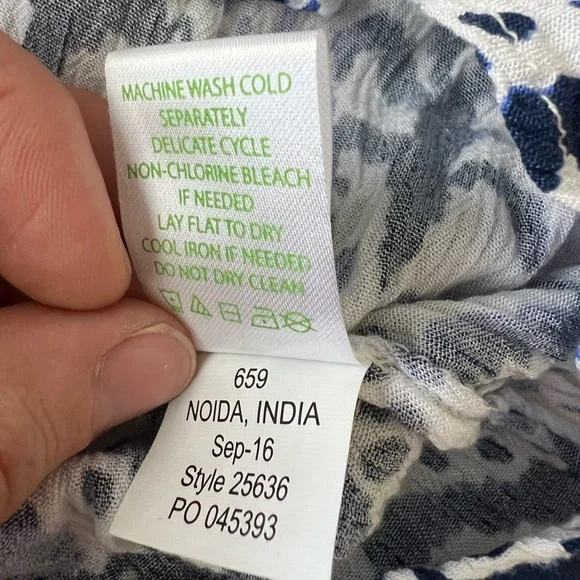 NWOT Lilly Pulitzer Nita Blue and White Off-Shoulder Coverup Dress size XXS - Picture 8 of 11